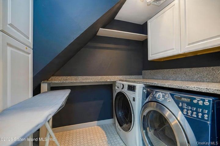 100 Hull Ave Property Photo 27
