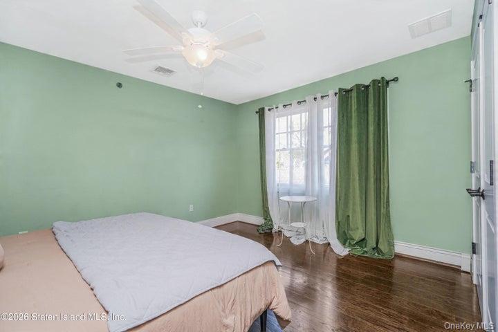 100 Hull Ave Property Photo 32