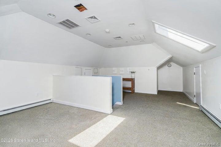 100 Hull Ave Property Photo 36