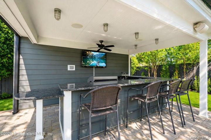 100 Hull Ave Property Photo 45