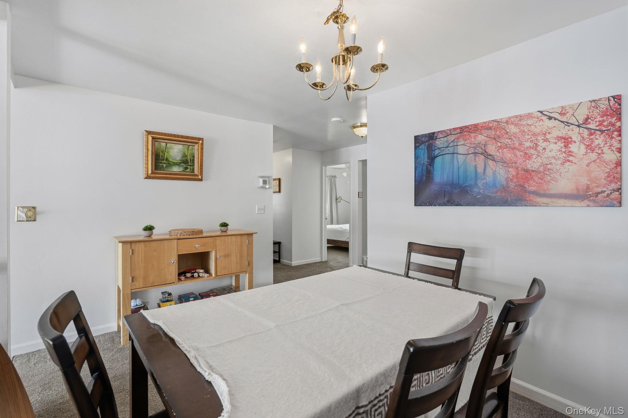194 Jersey Avenue E Property Photo 8
