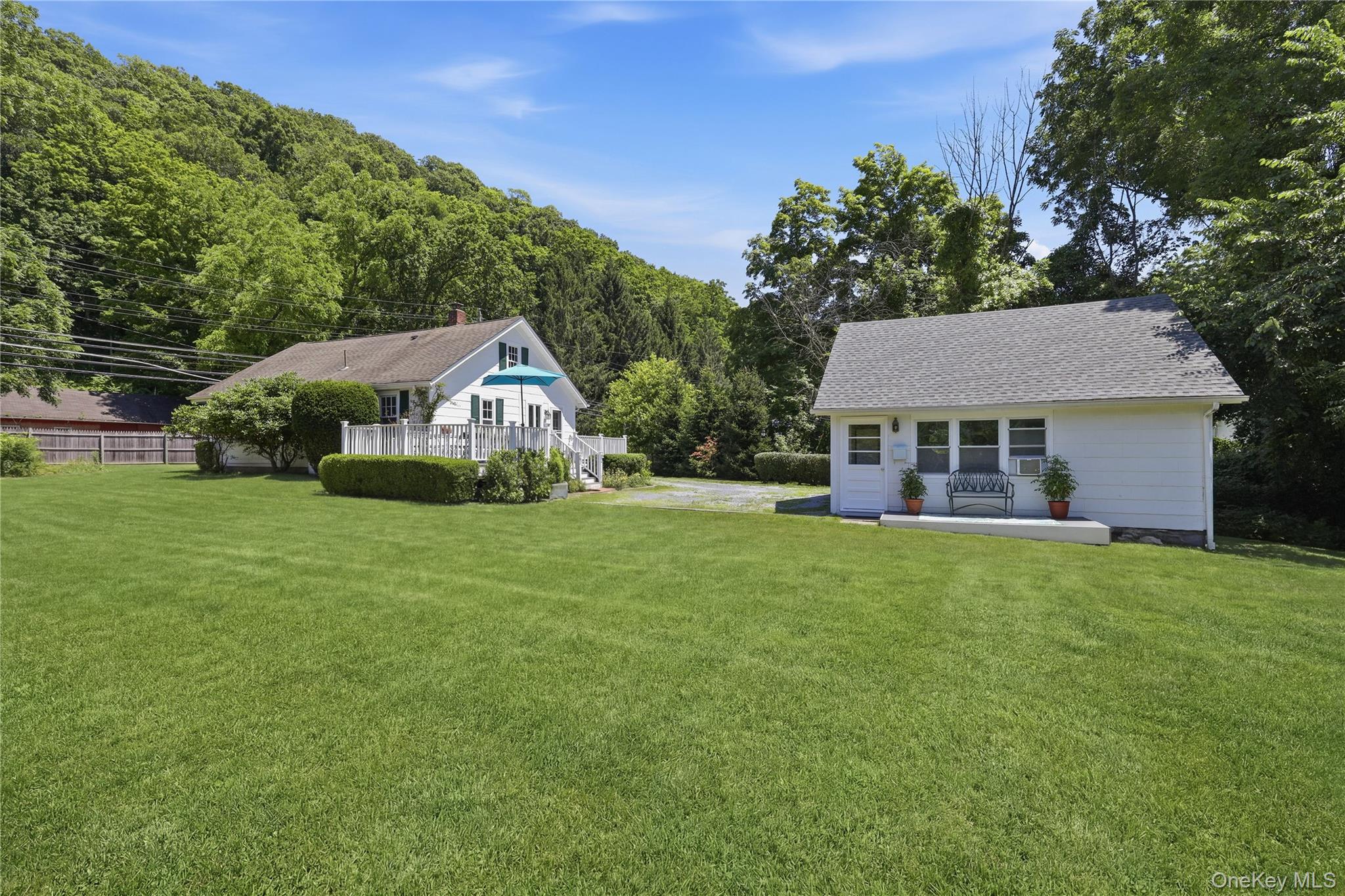 189 Pound Ridge Road Property Photo 2