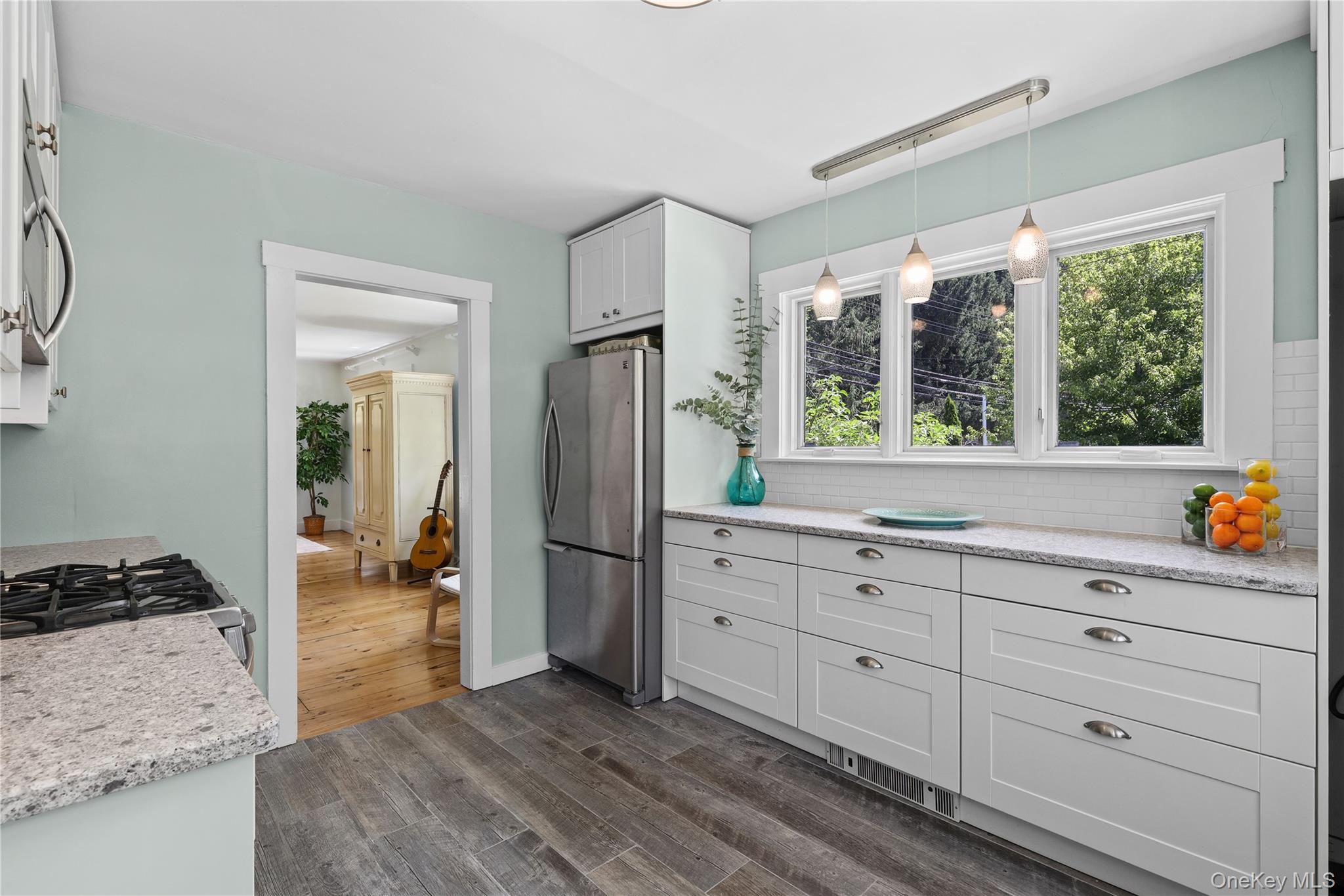 189 Pound Ridge Road Property Photo 4