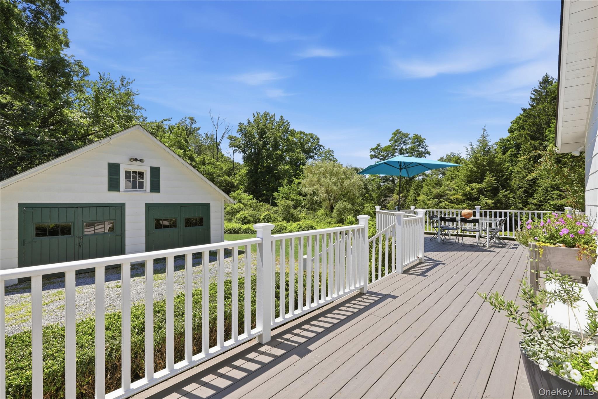 189 Pound Ridge Road Property Photo 14