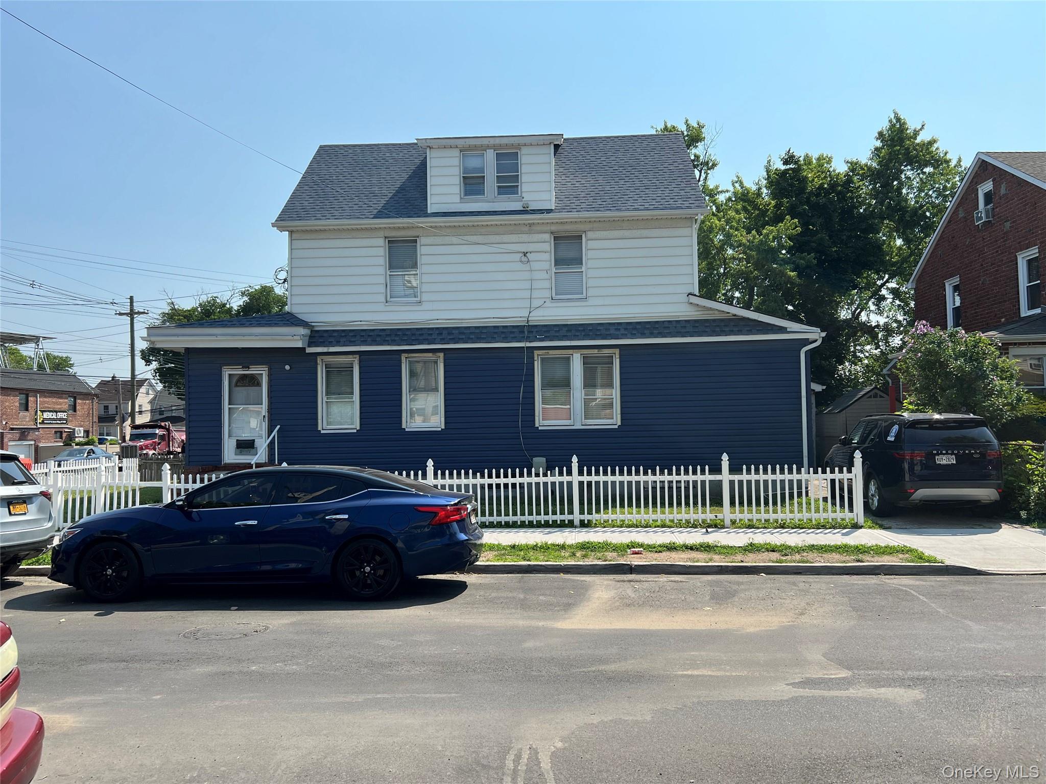 114-01 211 211 Street Property Photo 1
