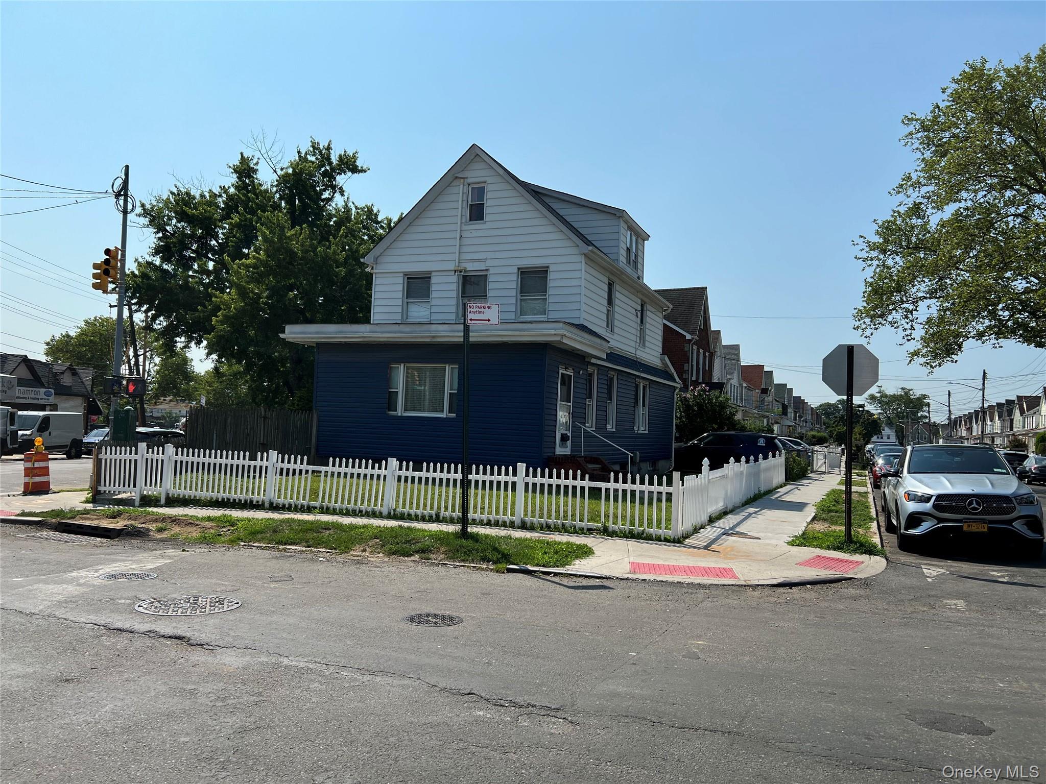 114-01 211 211 Street Property Photo 2
