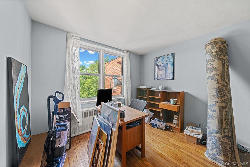31-85 Crescent Street 608 Property Photo 4