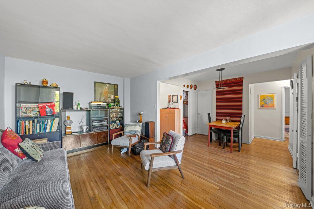 31-85 Crescent Street 608 Property Photo 7