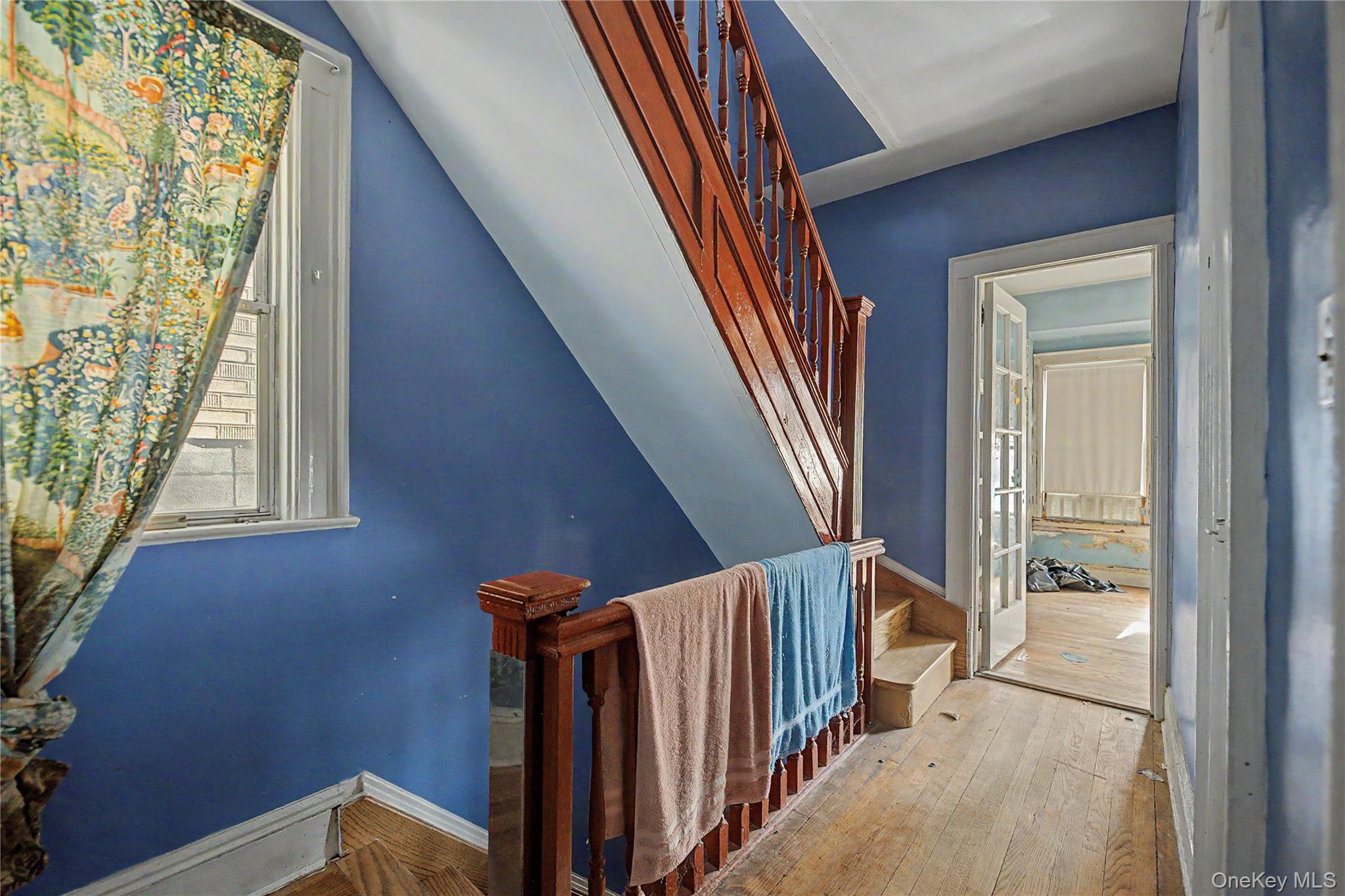 342 E 5th Street Property Photo 7