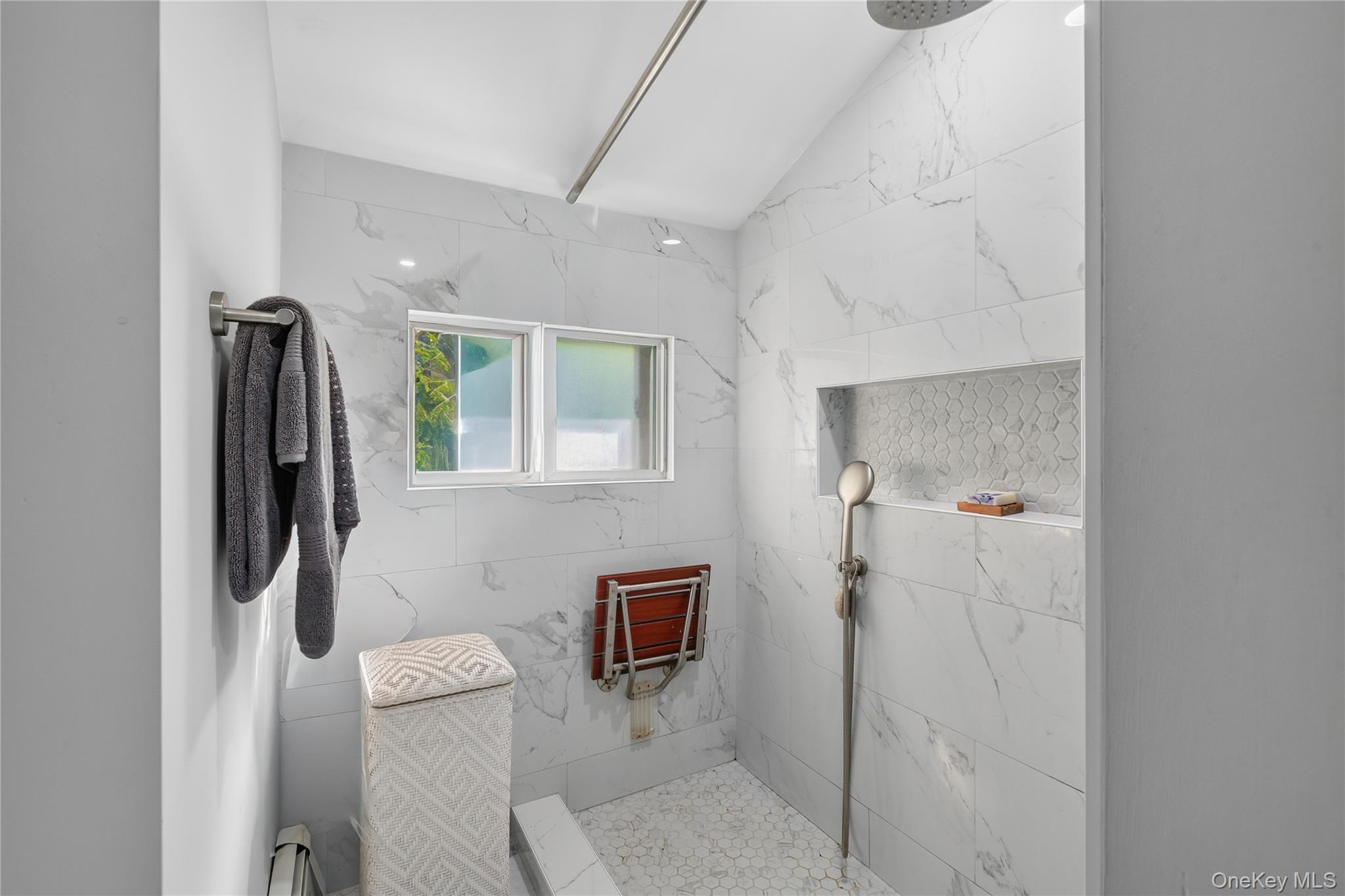 2 Bayview Terrace Property Photo 14