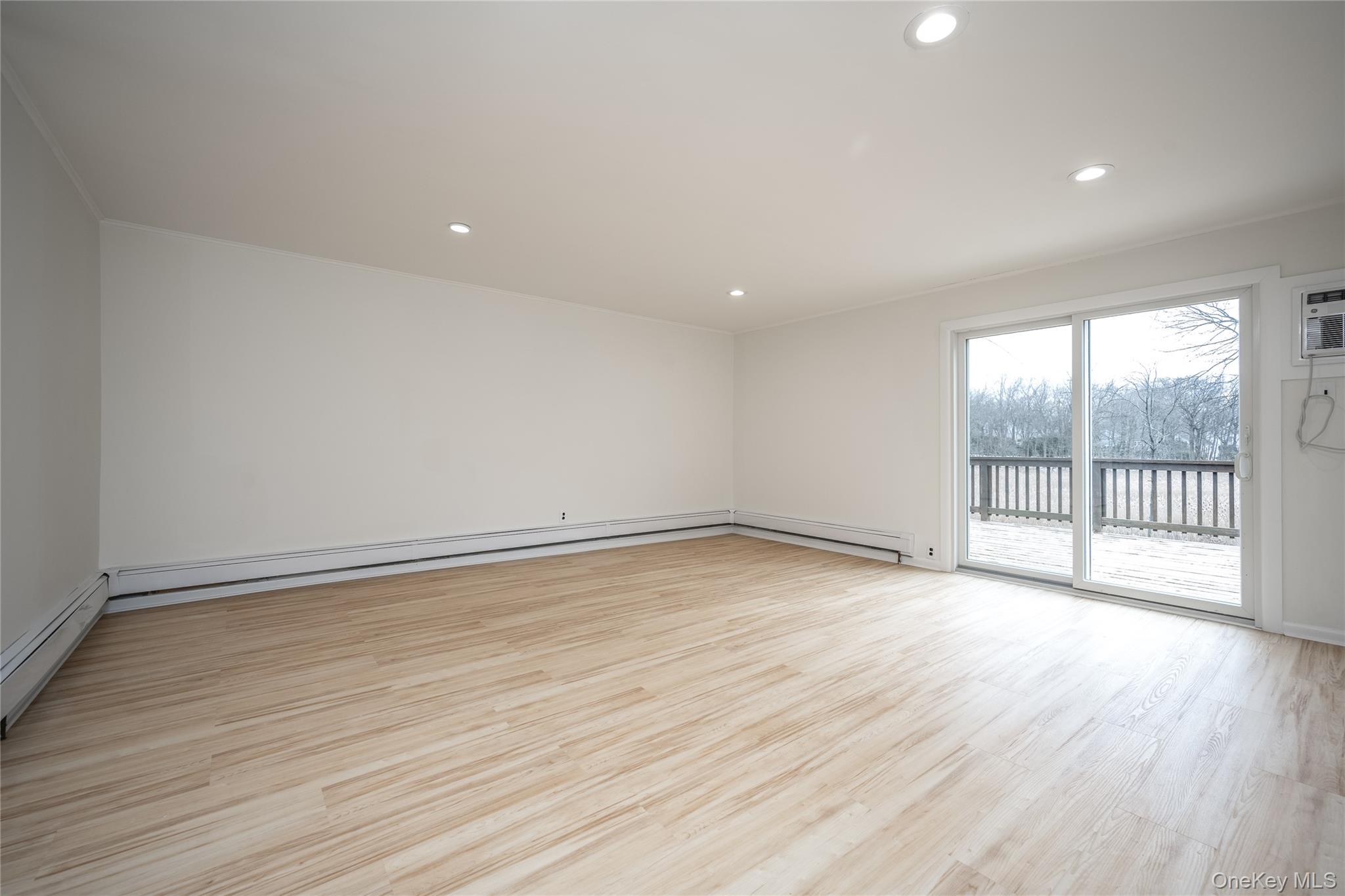 14 Deane Place Property Photo 16