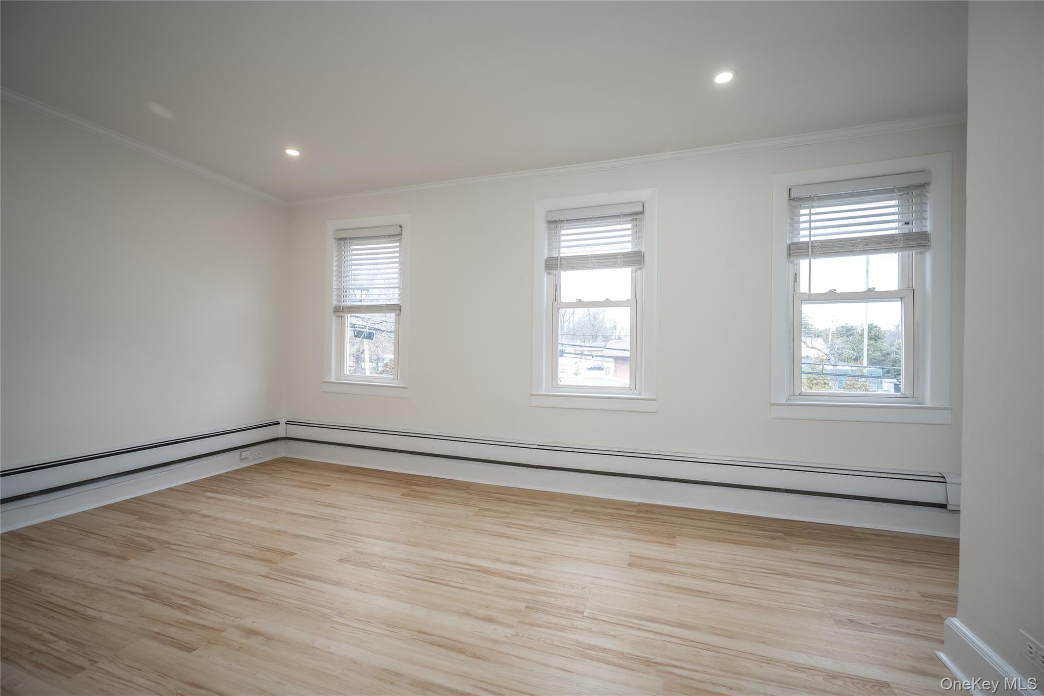 14 Deane Place Property Photo 30