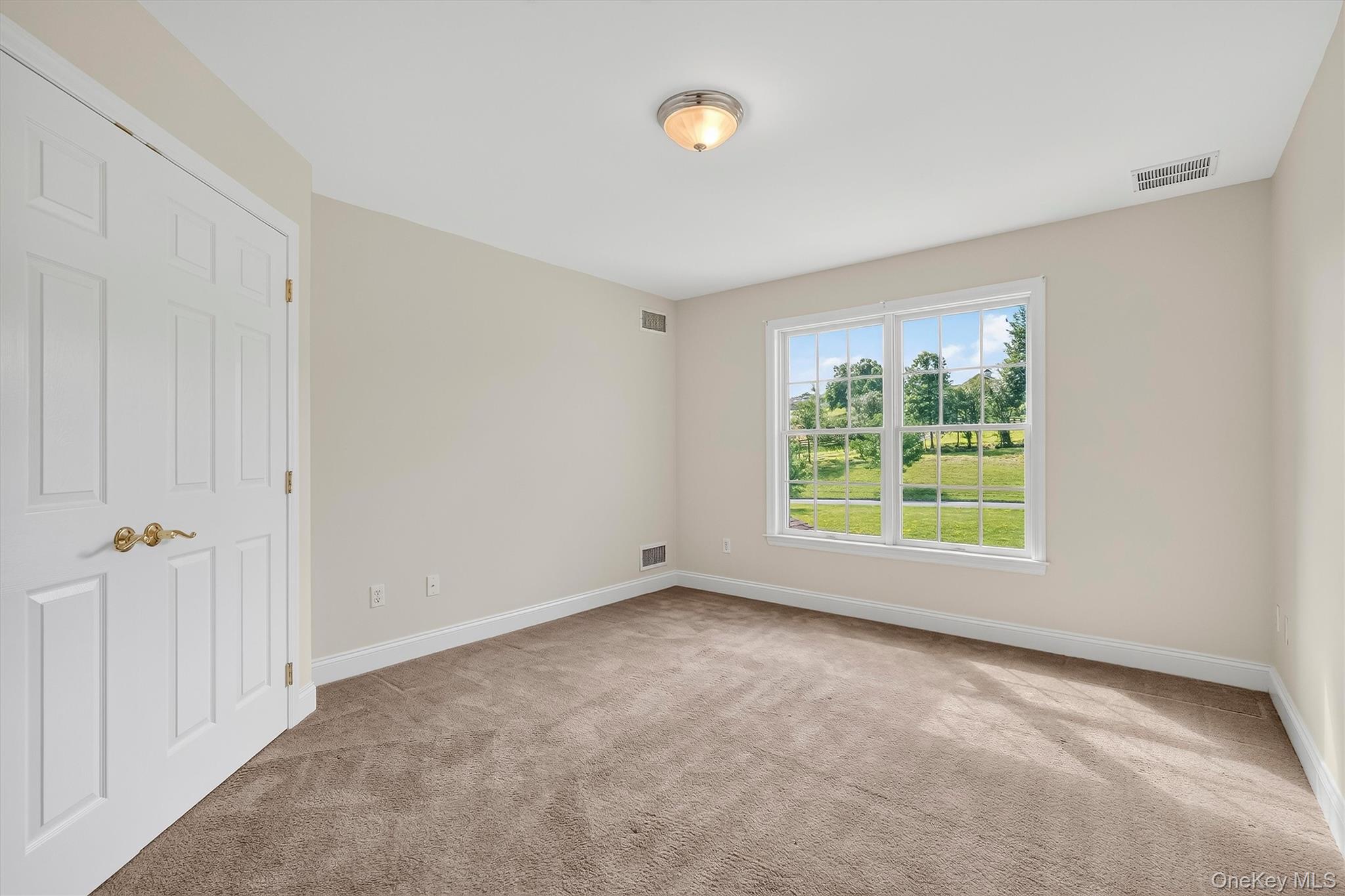 6 Dorian Way Property Photo 32