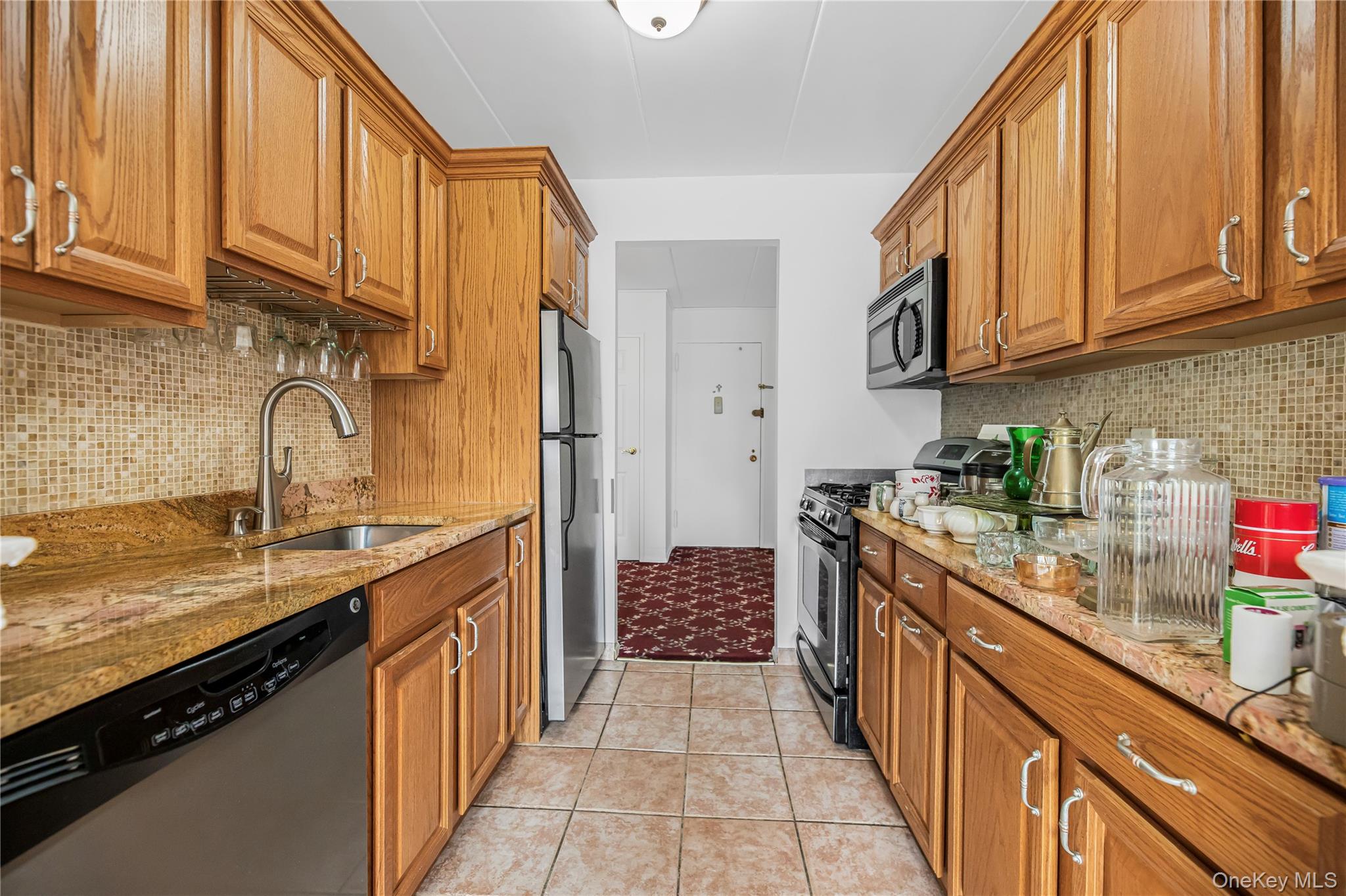 372 Central Park Avenue 2a Property Photo 13