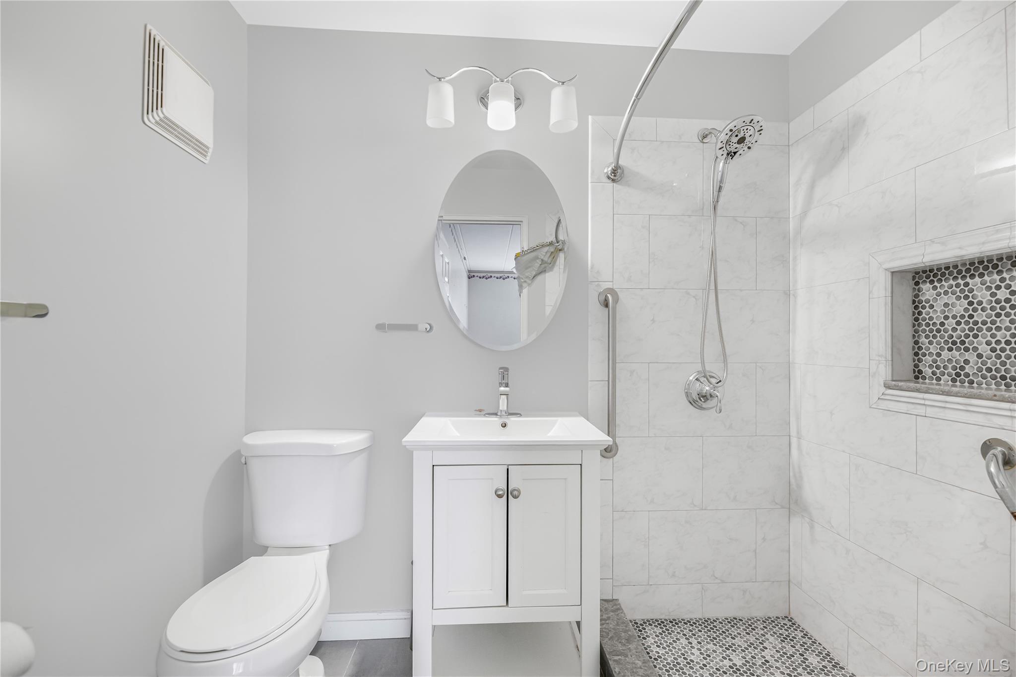 372 Central Park Avenue 2a Property Photo 20