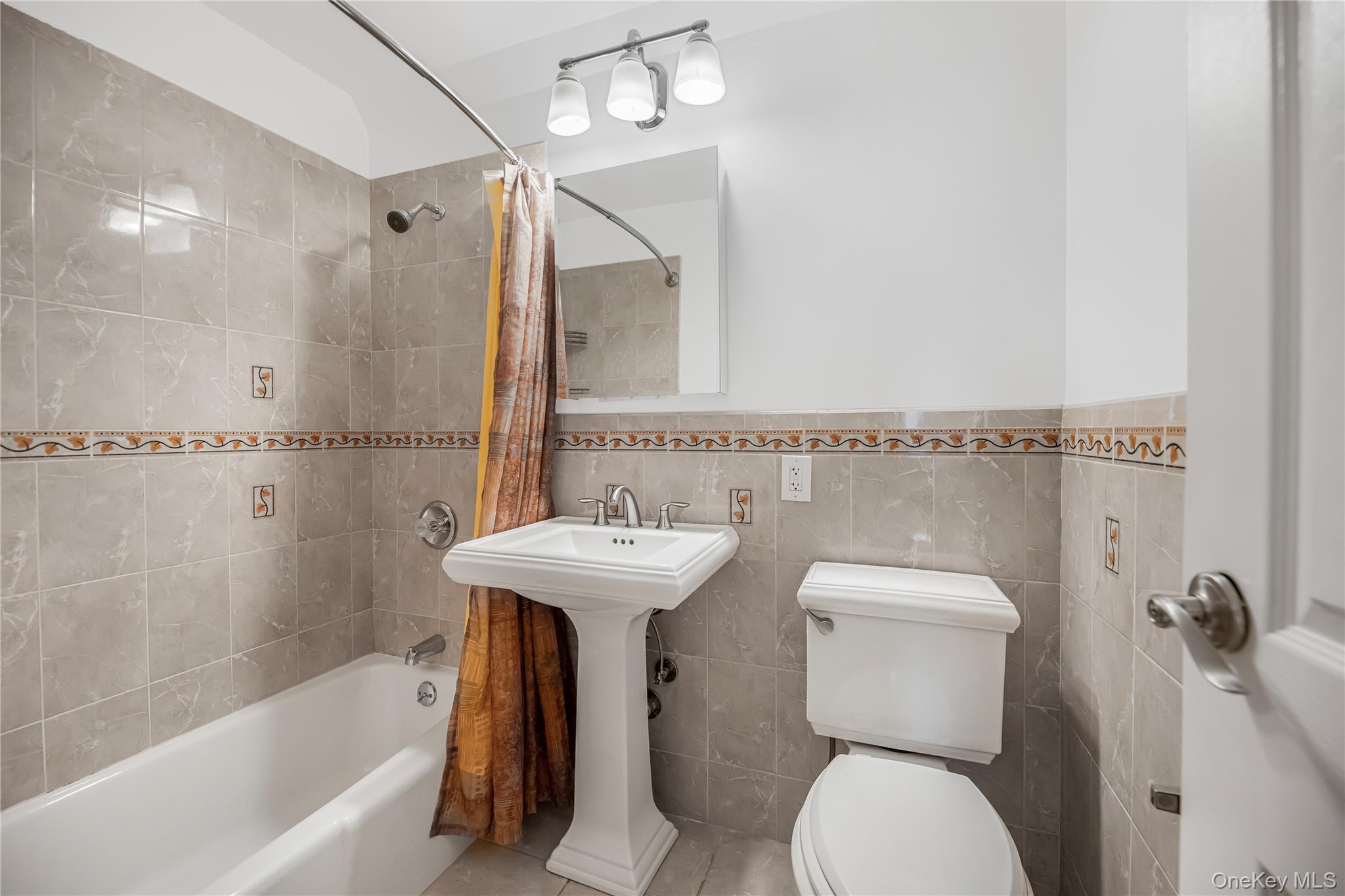372 Central Park Avenue 2a Property Photo 25