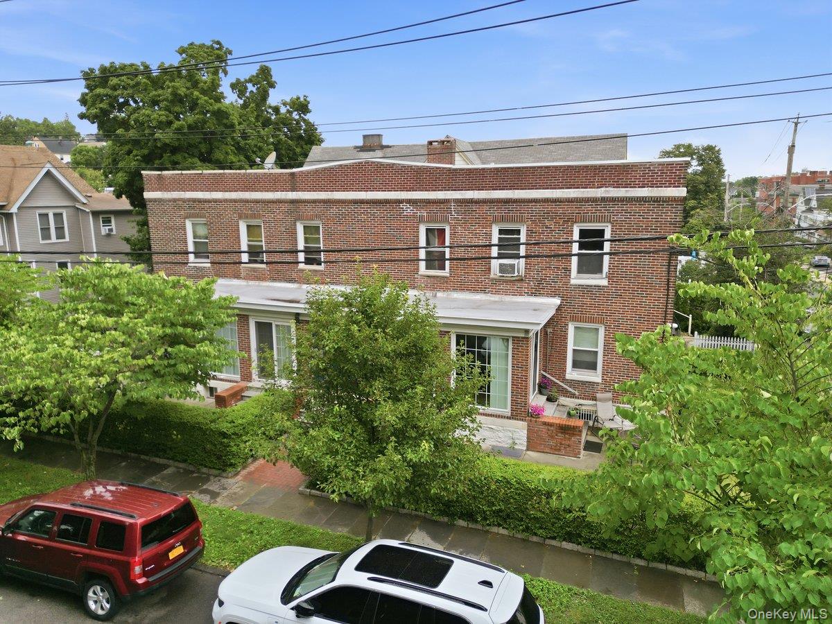 21 Crescent Place Property Photo 3