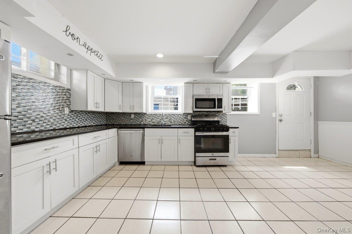 21 Crescent Place Property Photo 23