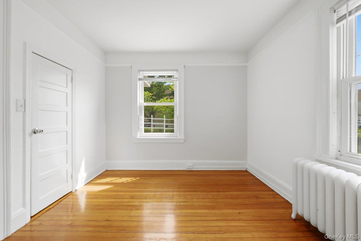 21 Crescent Place Property Photo 30