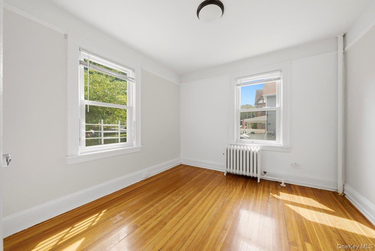 21 Crescent Place Property Photo 31