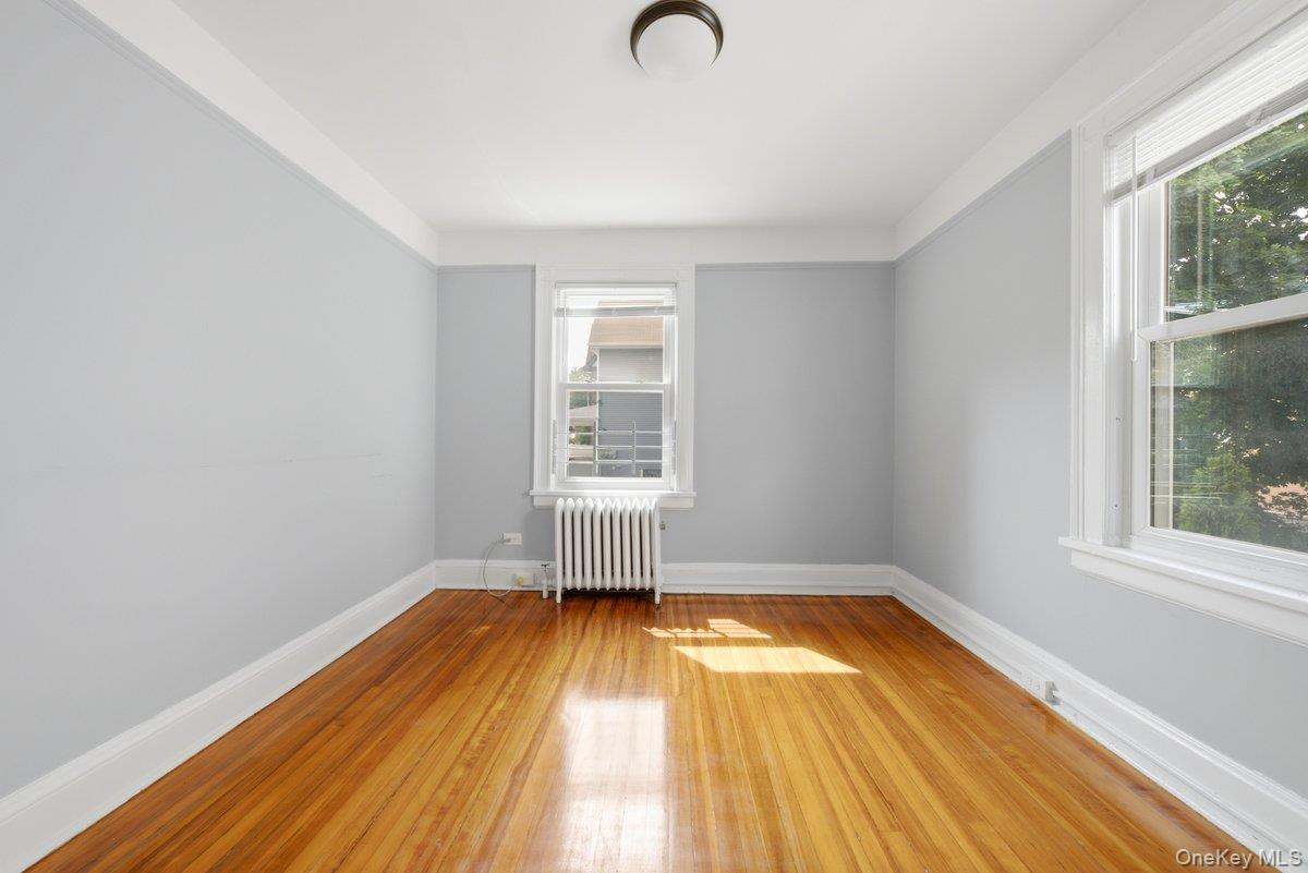 21 Crescent Place Property Photo 35