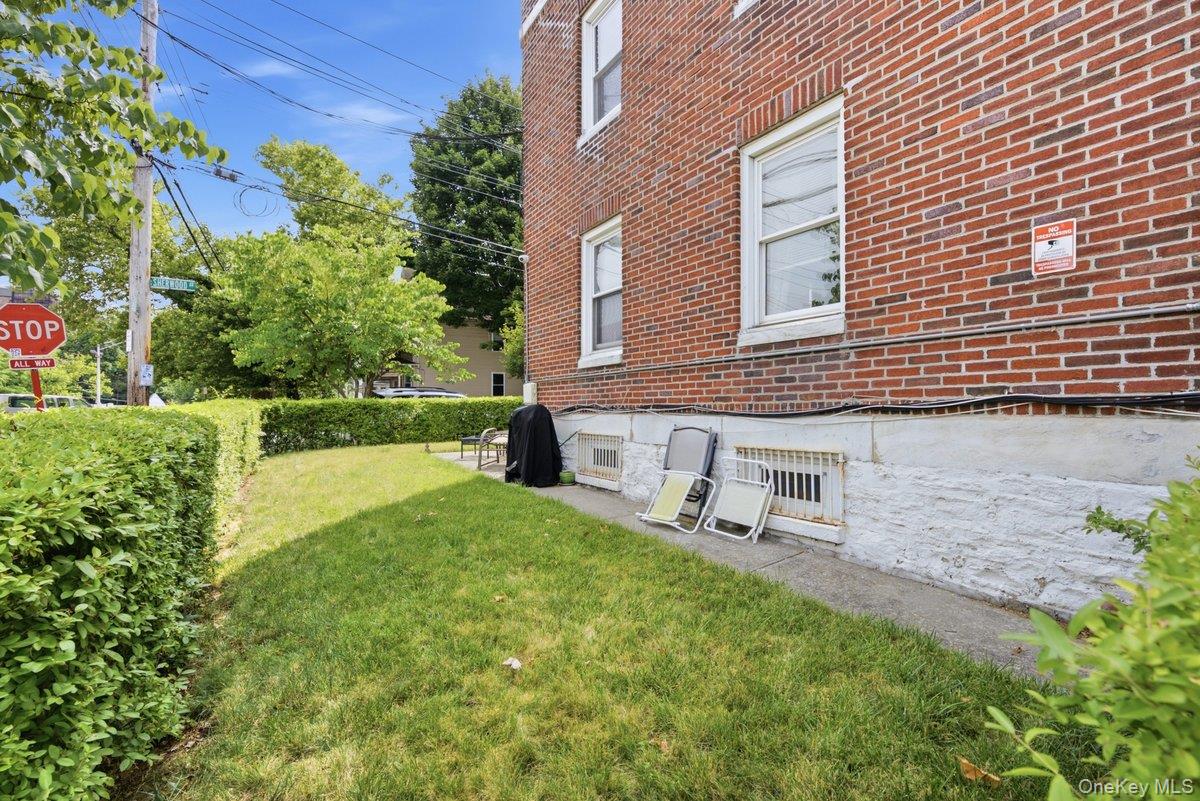21 Crescent Place Property Photo 42