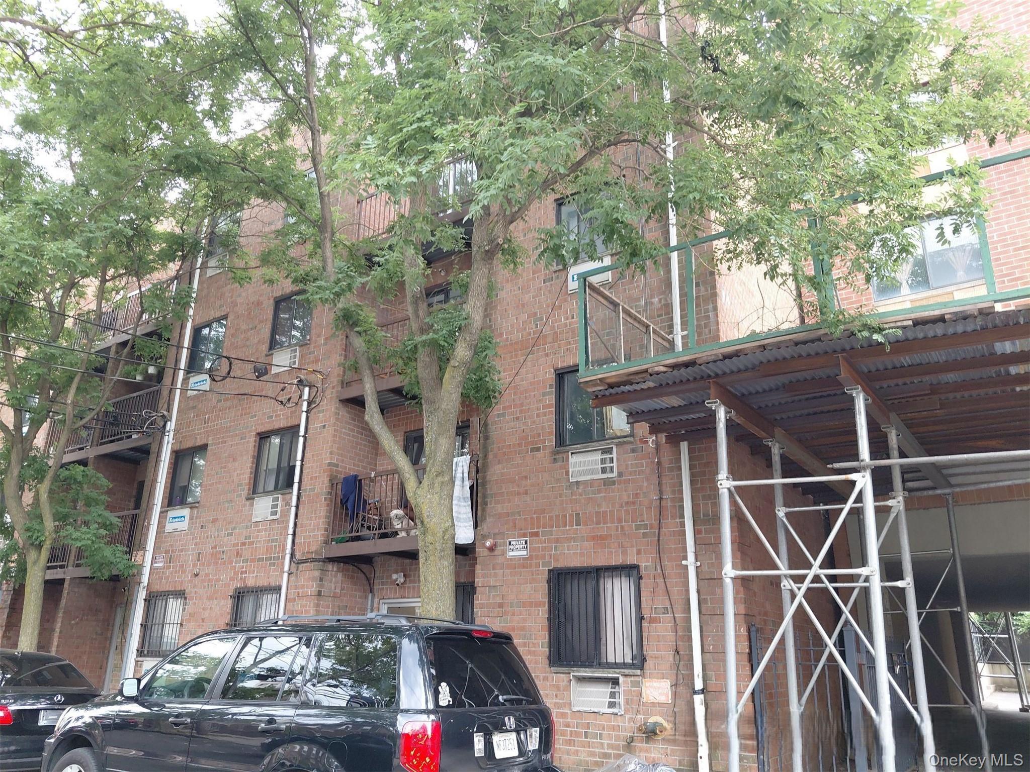 724 E 221st Street 2A Property Photo 1