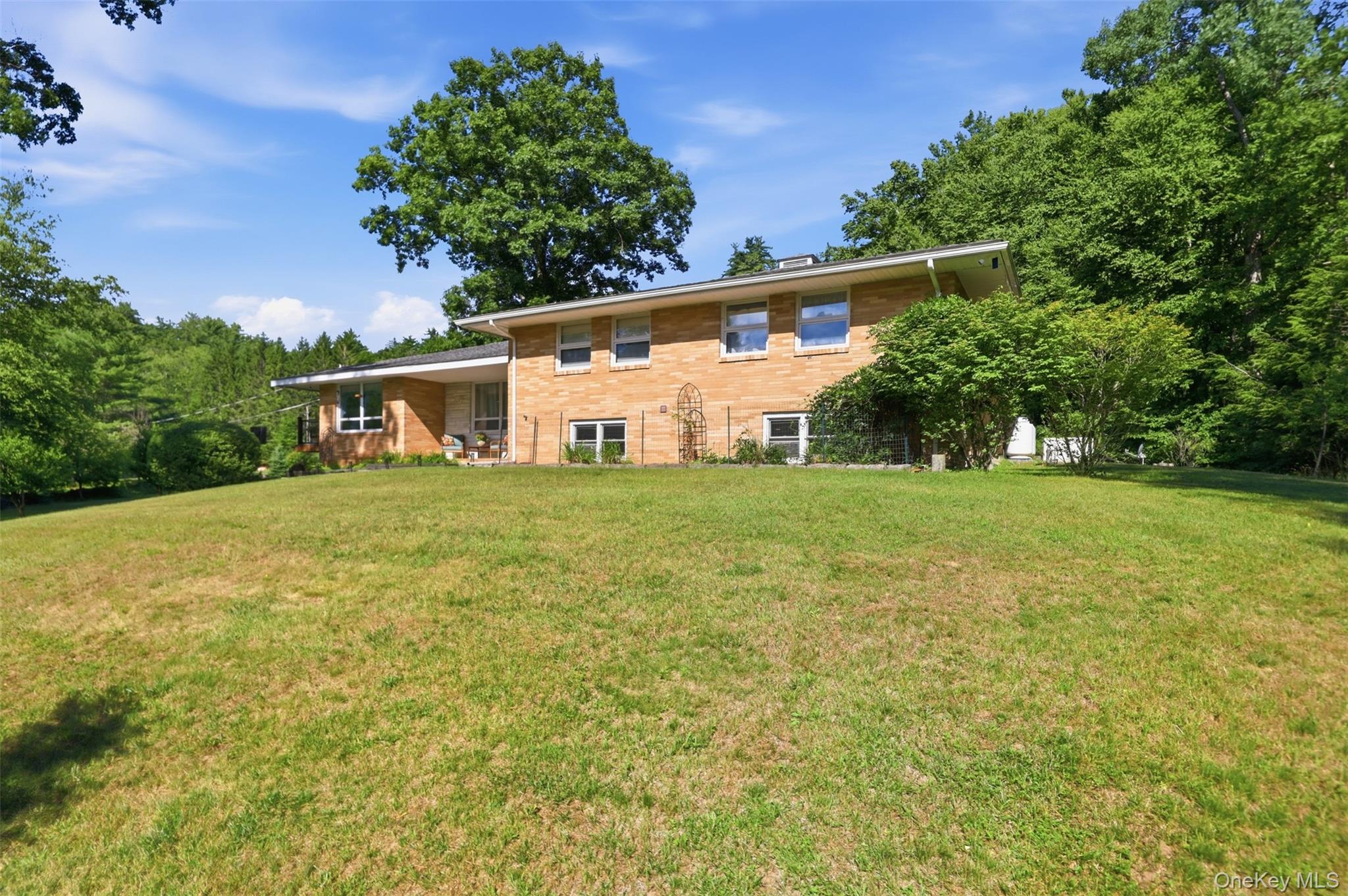 16 Buena Vista Point Property Photo 3