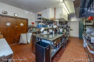 666 Broadway Property Photo 20