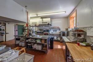 666 Broadway Property Photo 21