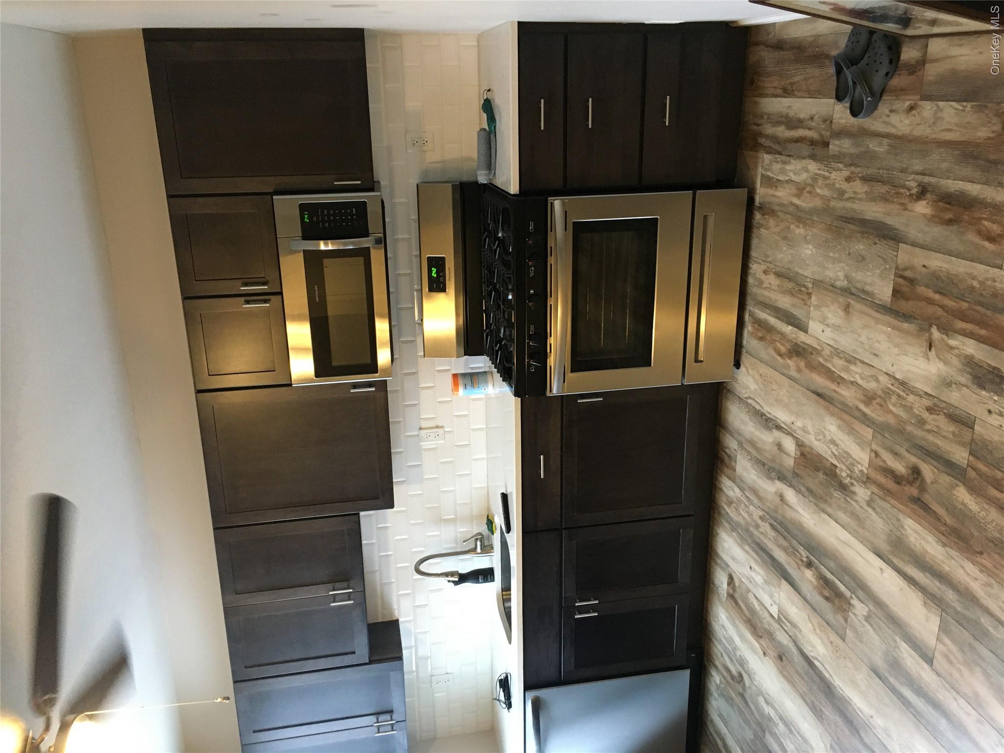 666 Broadway Property Photo 43