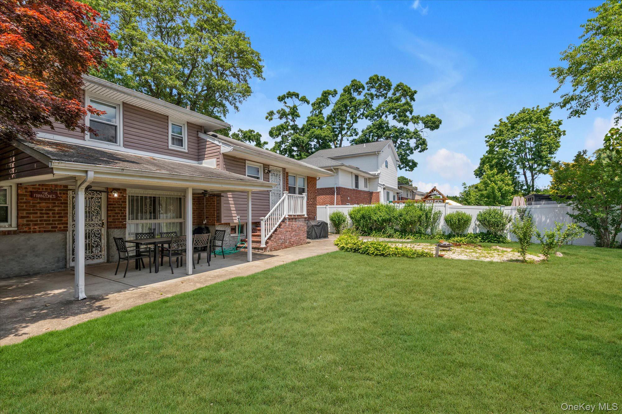 2832 Court Street Property Photo 17