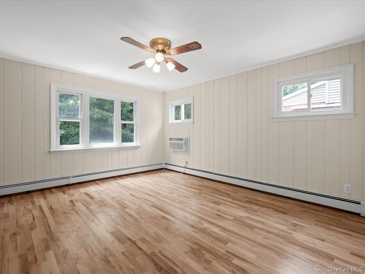 198 Canterbury Property Photo 16
