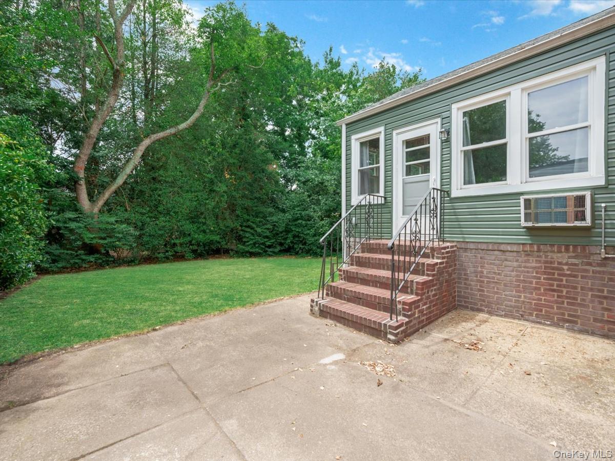 198 Canterbury Property Photo 25