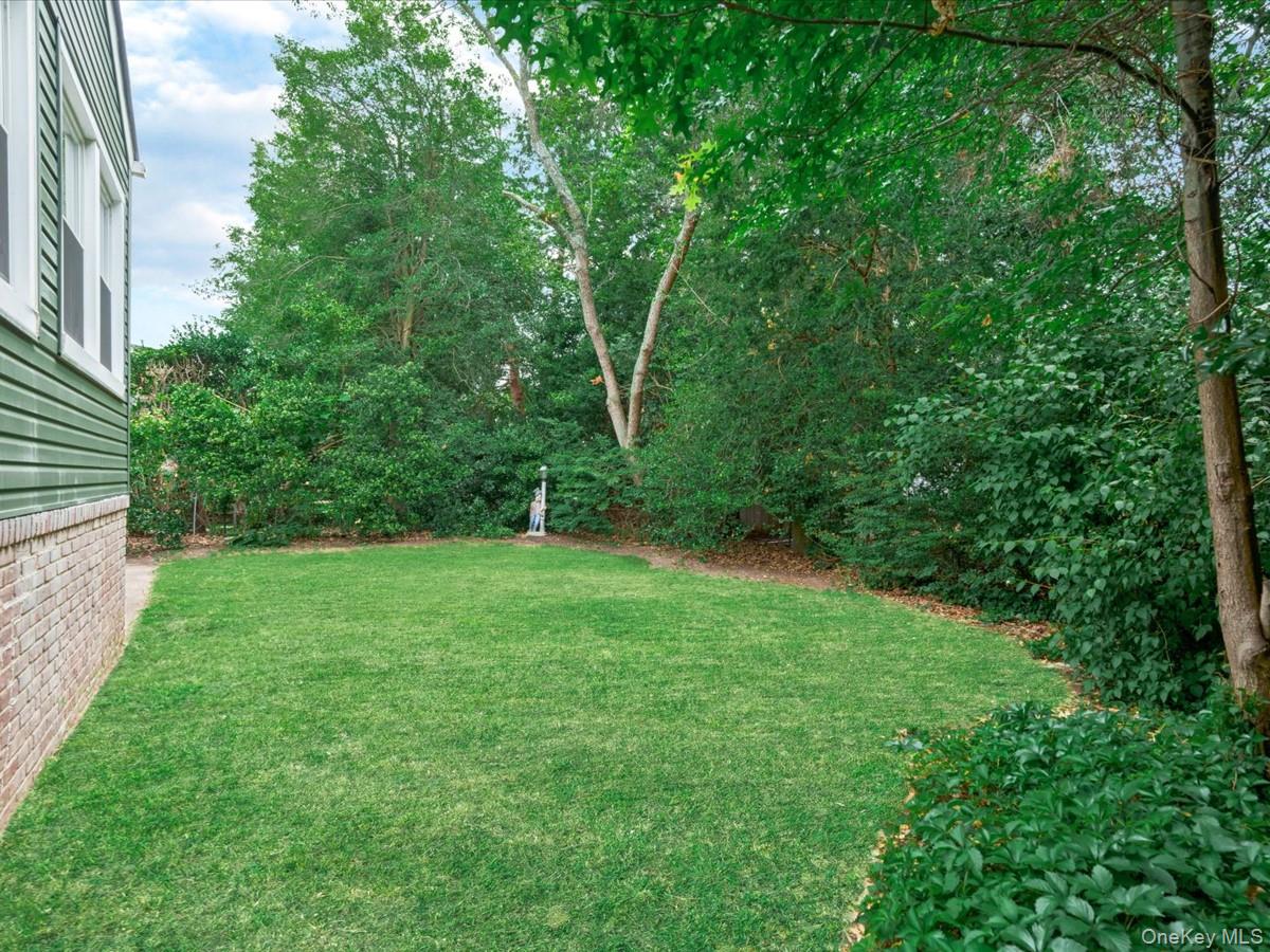 198 Canterbury Property Photo 27
