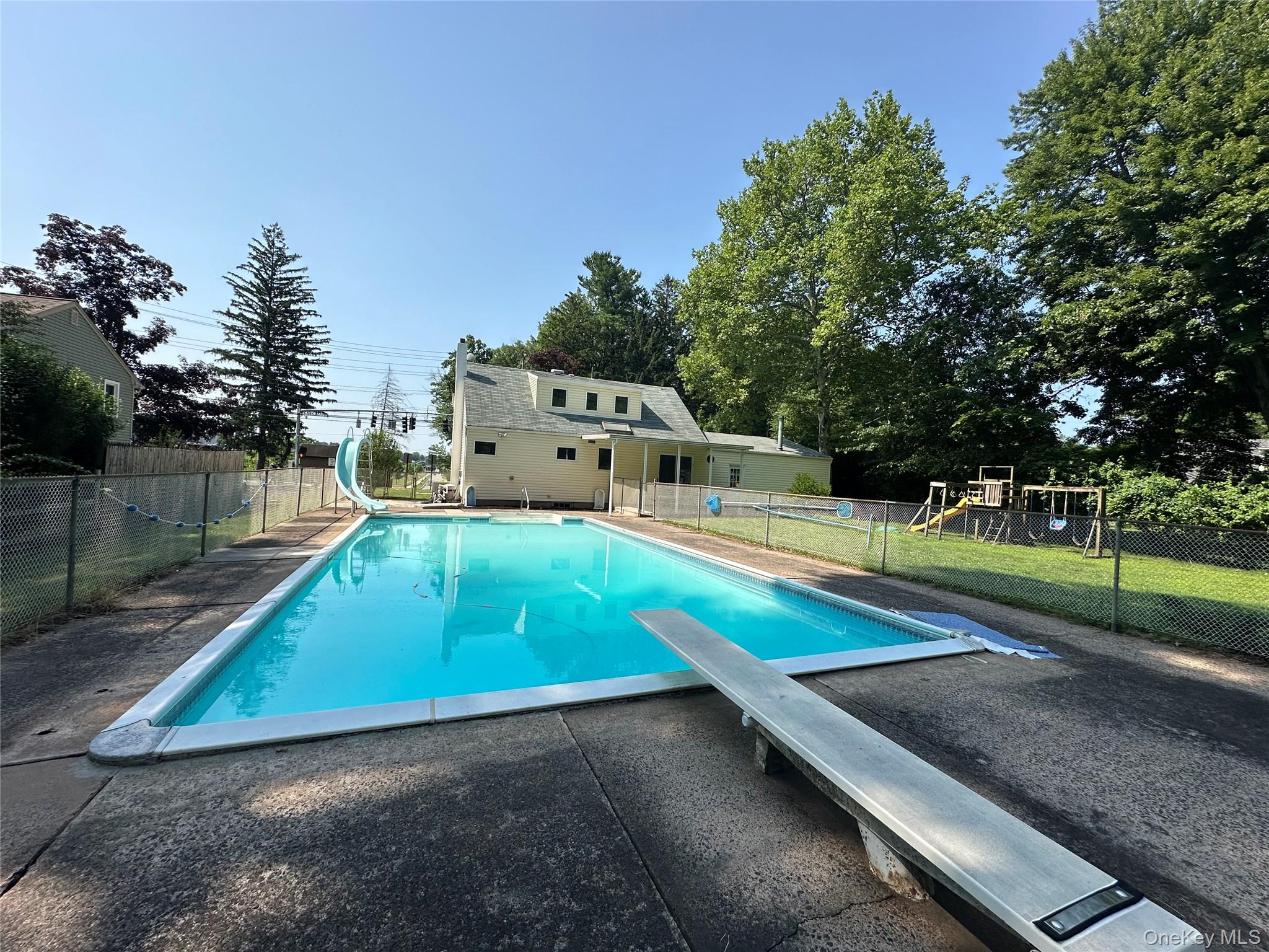 382 Convent Road Property Photo 2