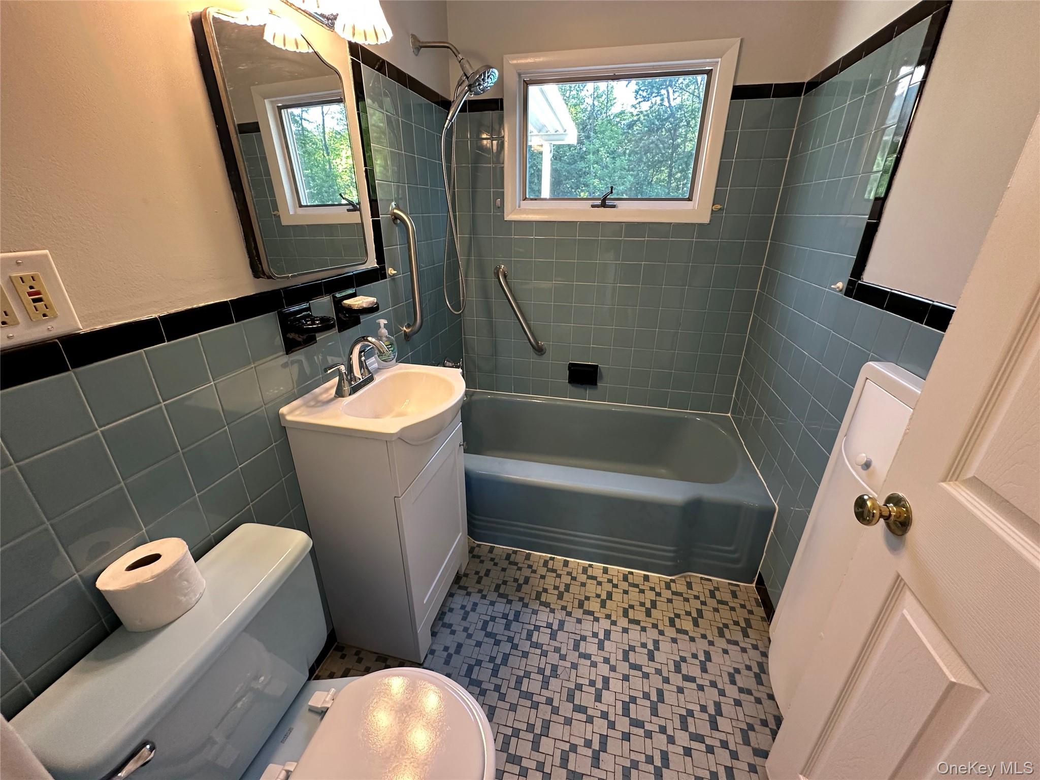 382 Convent Road Property Photo 13