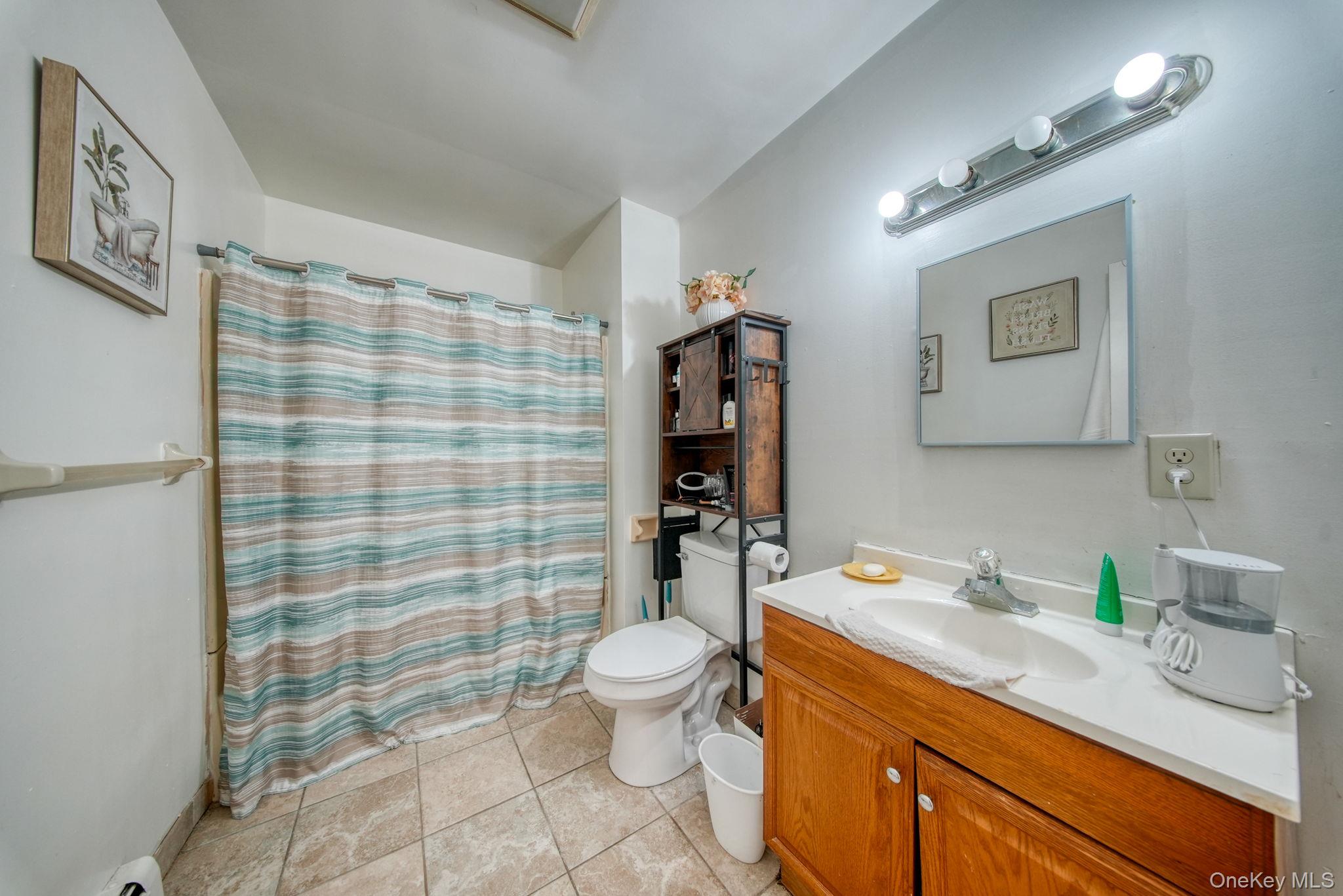 100 1/2 Kingston Avenue Property Photo 10