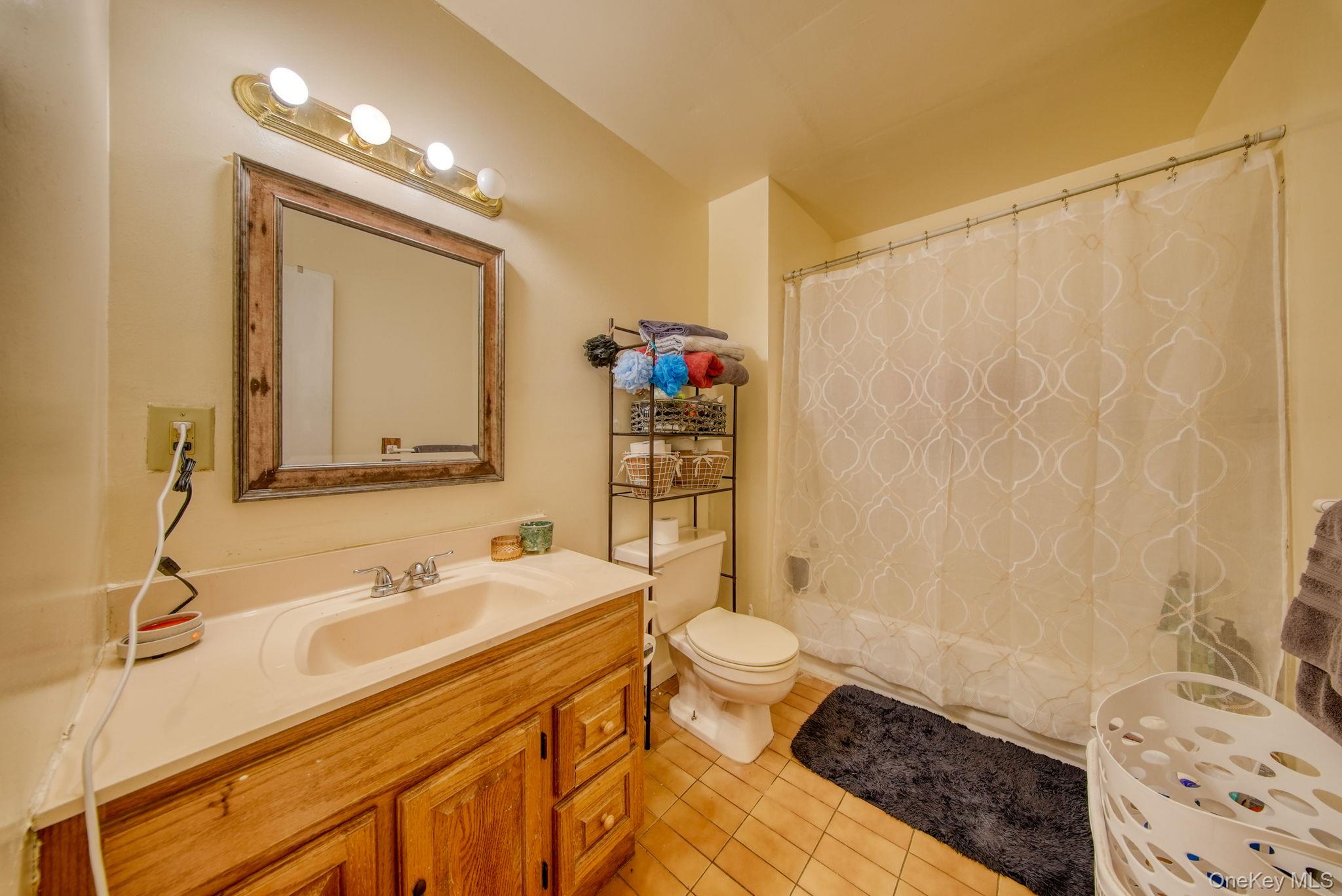100 1/2 Kingston Avenue Property Photo 31