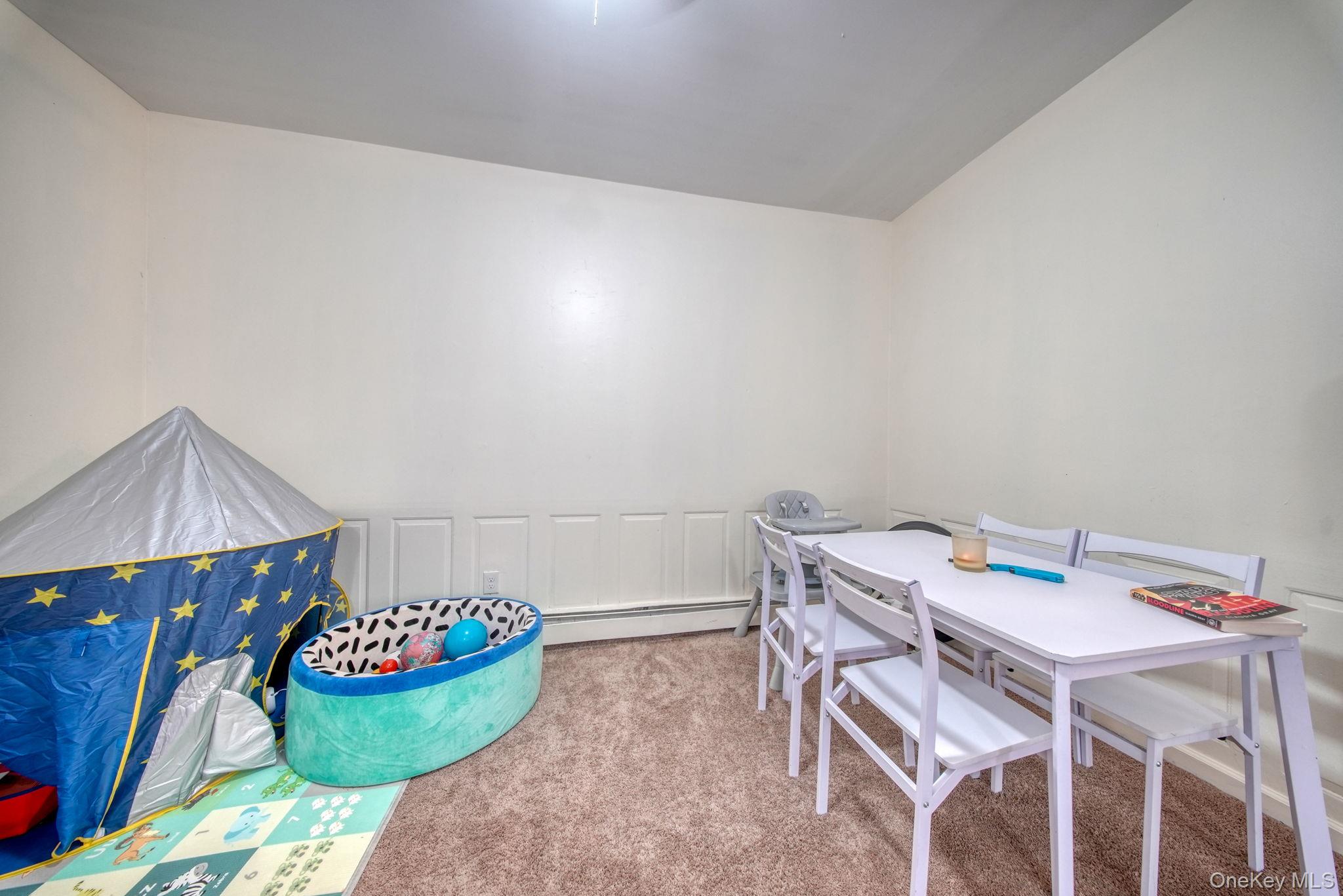 100 1/2 Kingston Avenue Property Photo 33