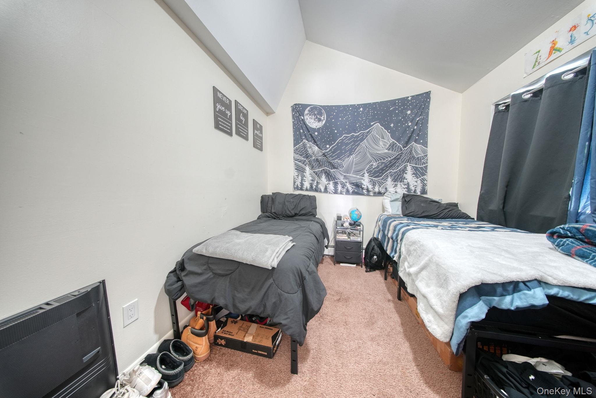 100 1/2 Kingston Avenue Property Photo 46