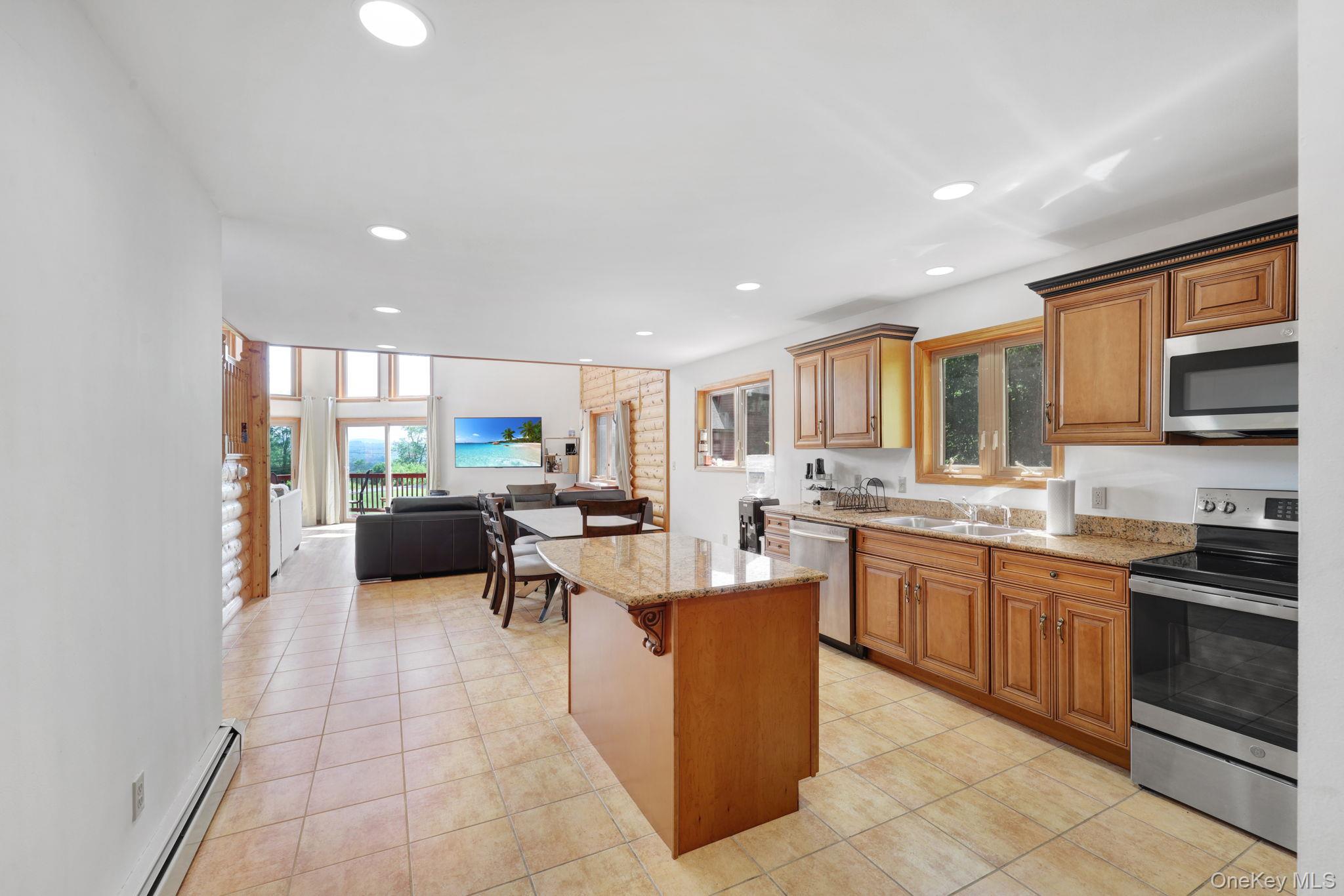 993 Hurd Road Property Photo 8