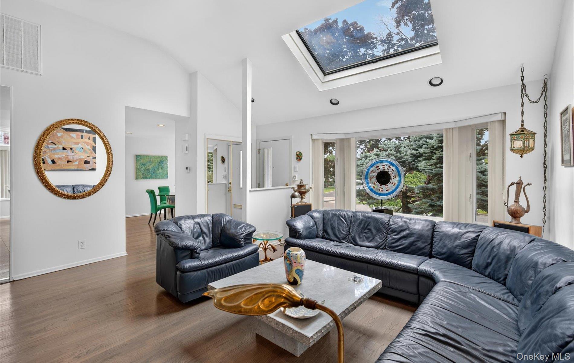 15 Ulster Drive Property Photo 5