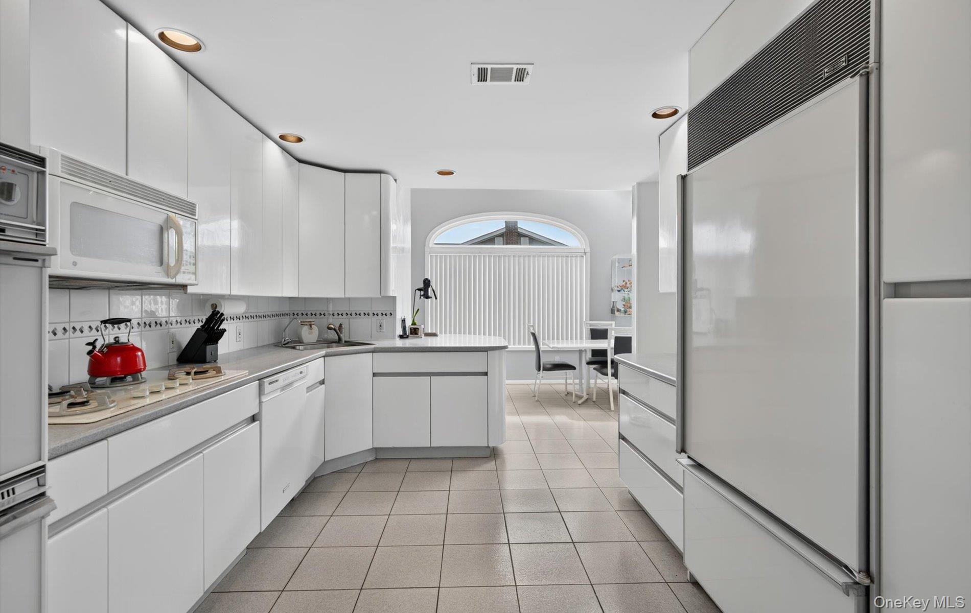 15 Ulster Drive Property Photo 8