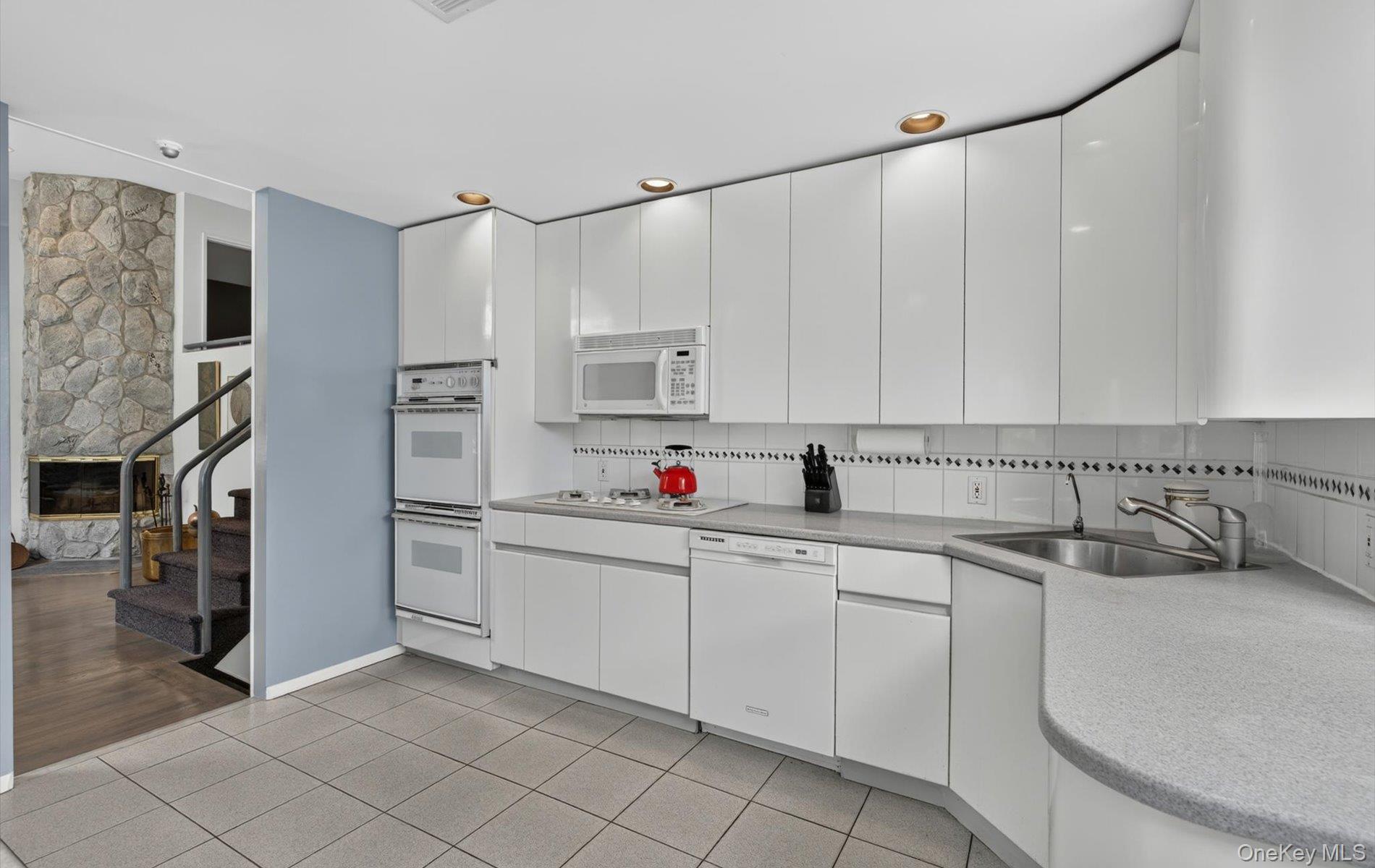 15 Ulster Drive Property Photo 12