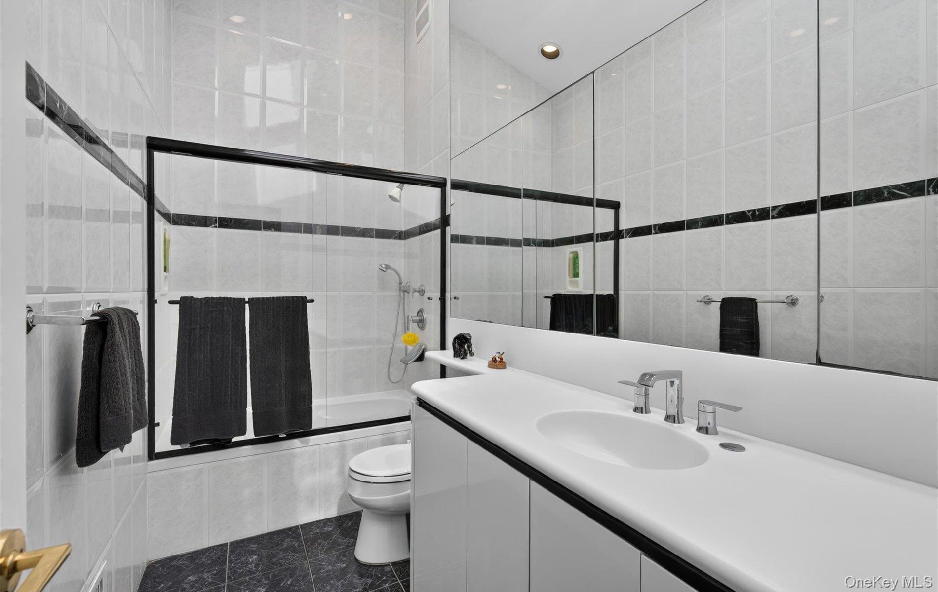 15 Ulster Drive Property Photo 22