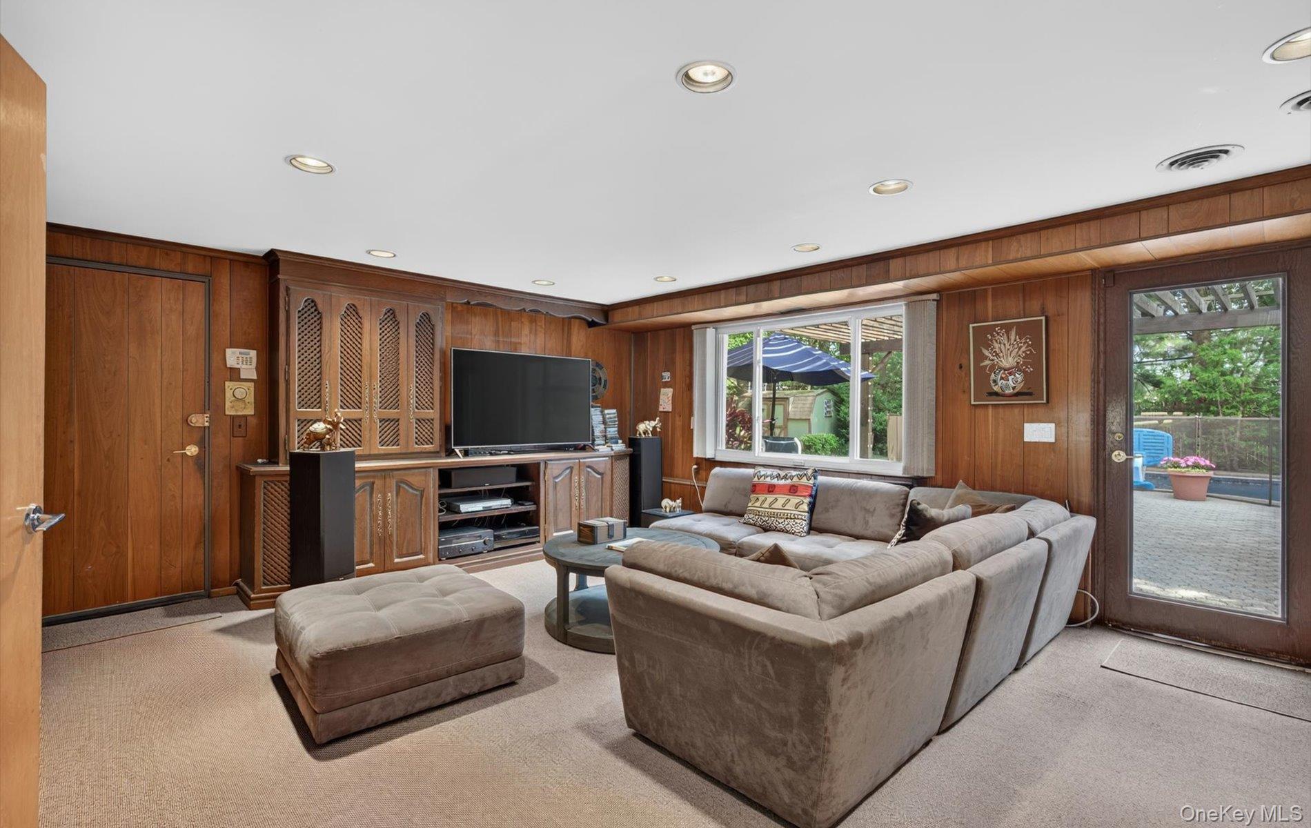 15 Ulster Drive Property Photo 24