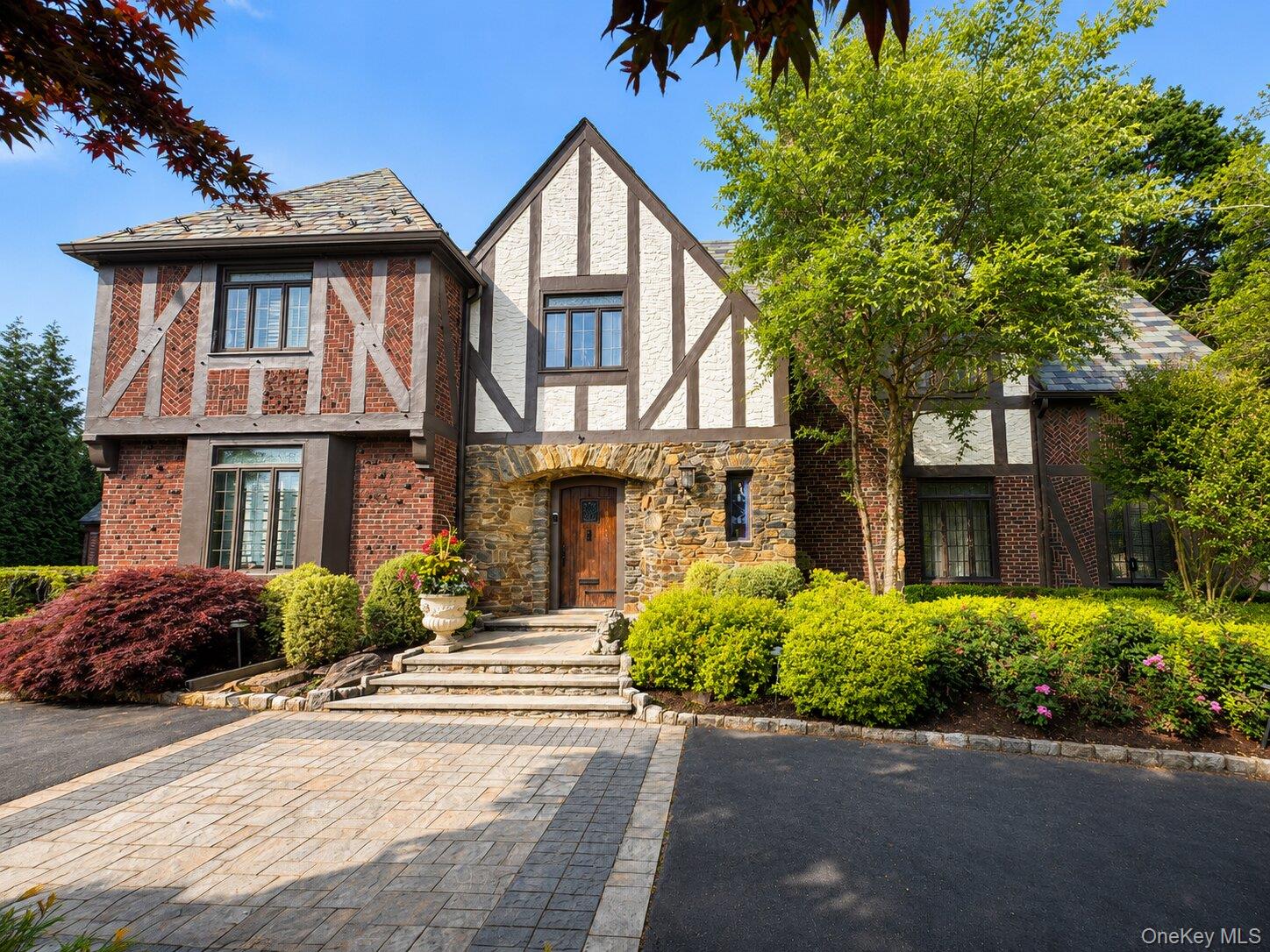 76 Wood Lane Property Photo 1