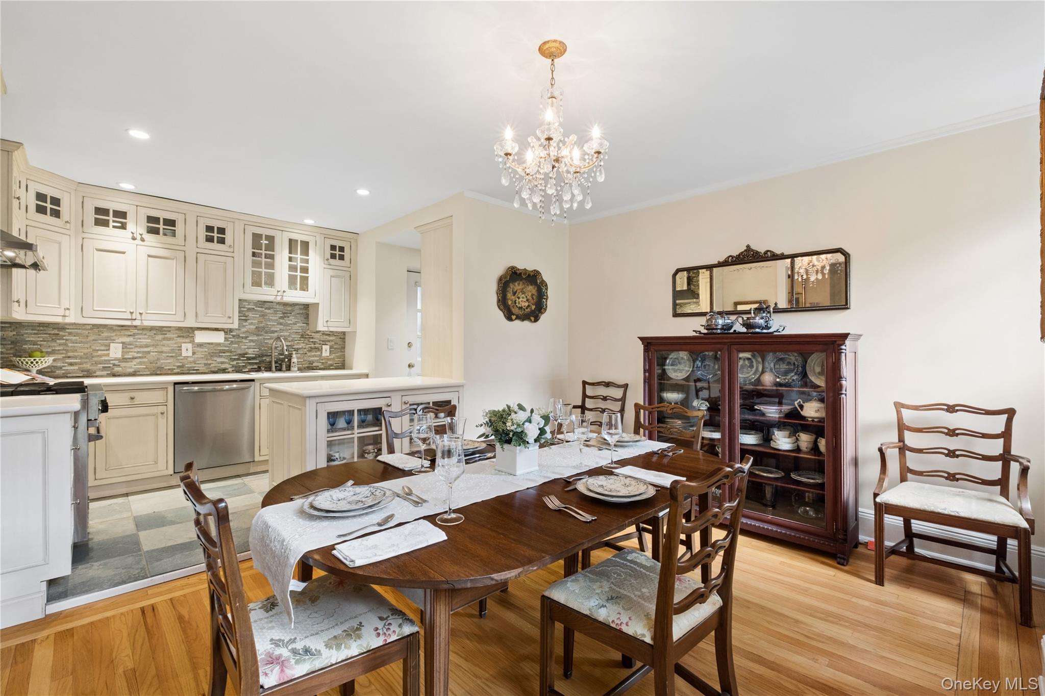 20 N Broadway J245 Property Photo 7