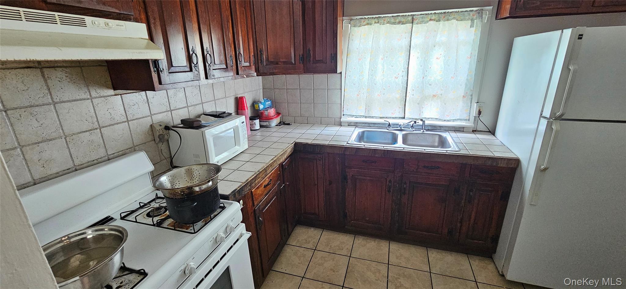 11 Chestnut Street Property Photo 6